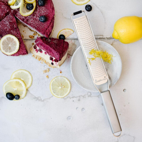 Microplane Professional Stainless Steel Zester - Image 2
